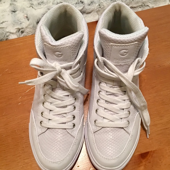 🎉HP🎉👟 G By Guess 👟 - Picture 4 of 7